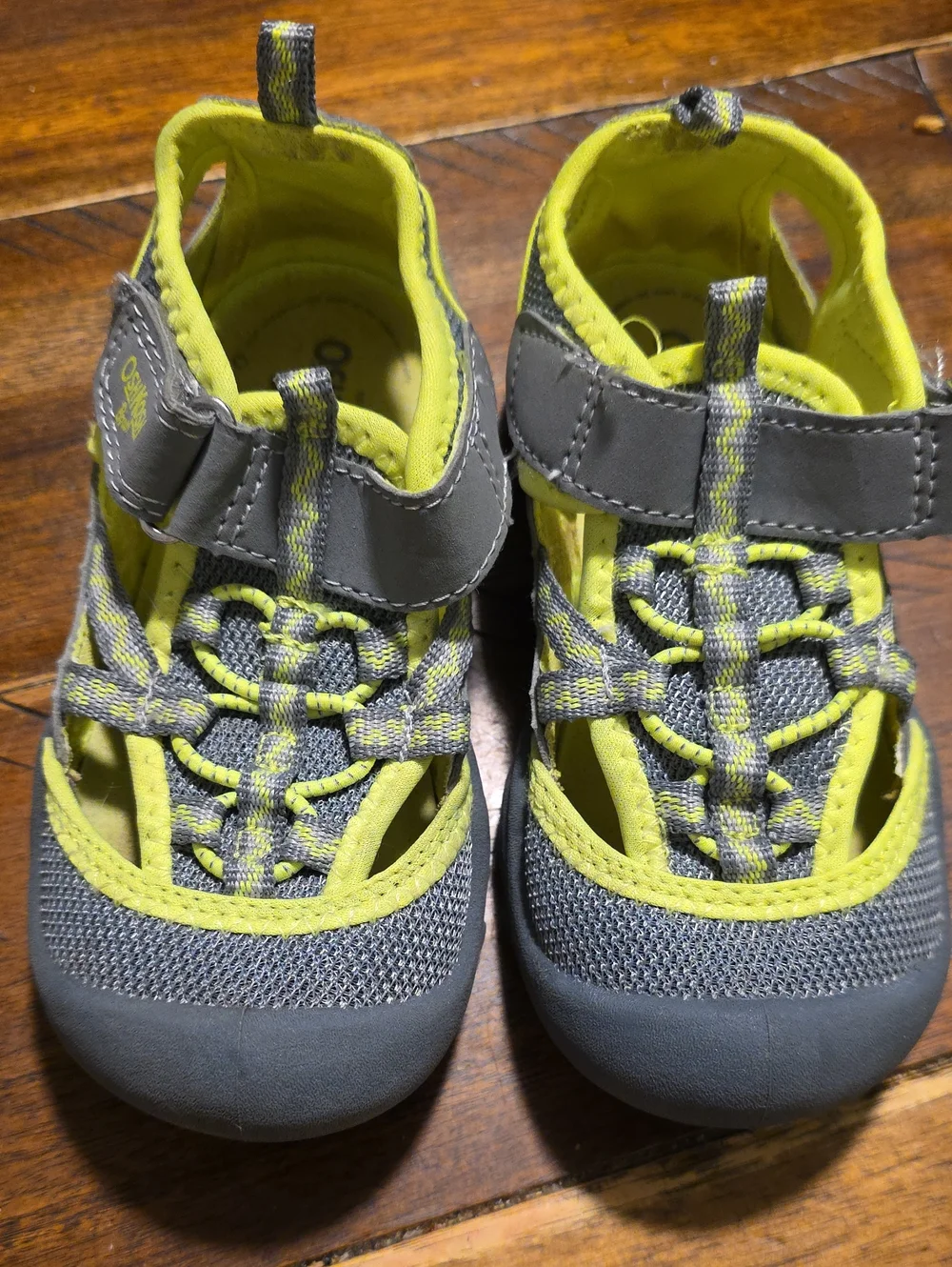 OshKosh B'gosh Gray and Lime Kids Active Sandals